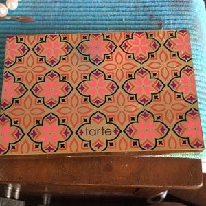 Goddess glam eye and cheek palette!